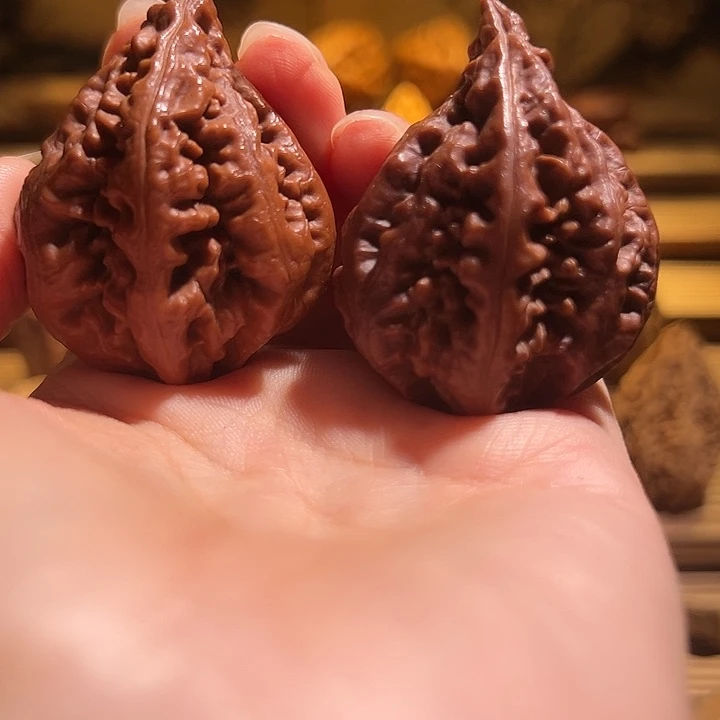 文玩核桃吊坠豆粒金刚战锤