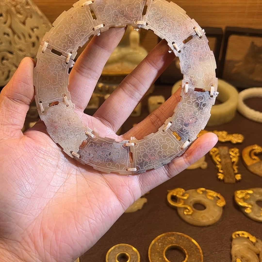 行看流水坐看云飞