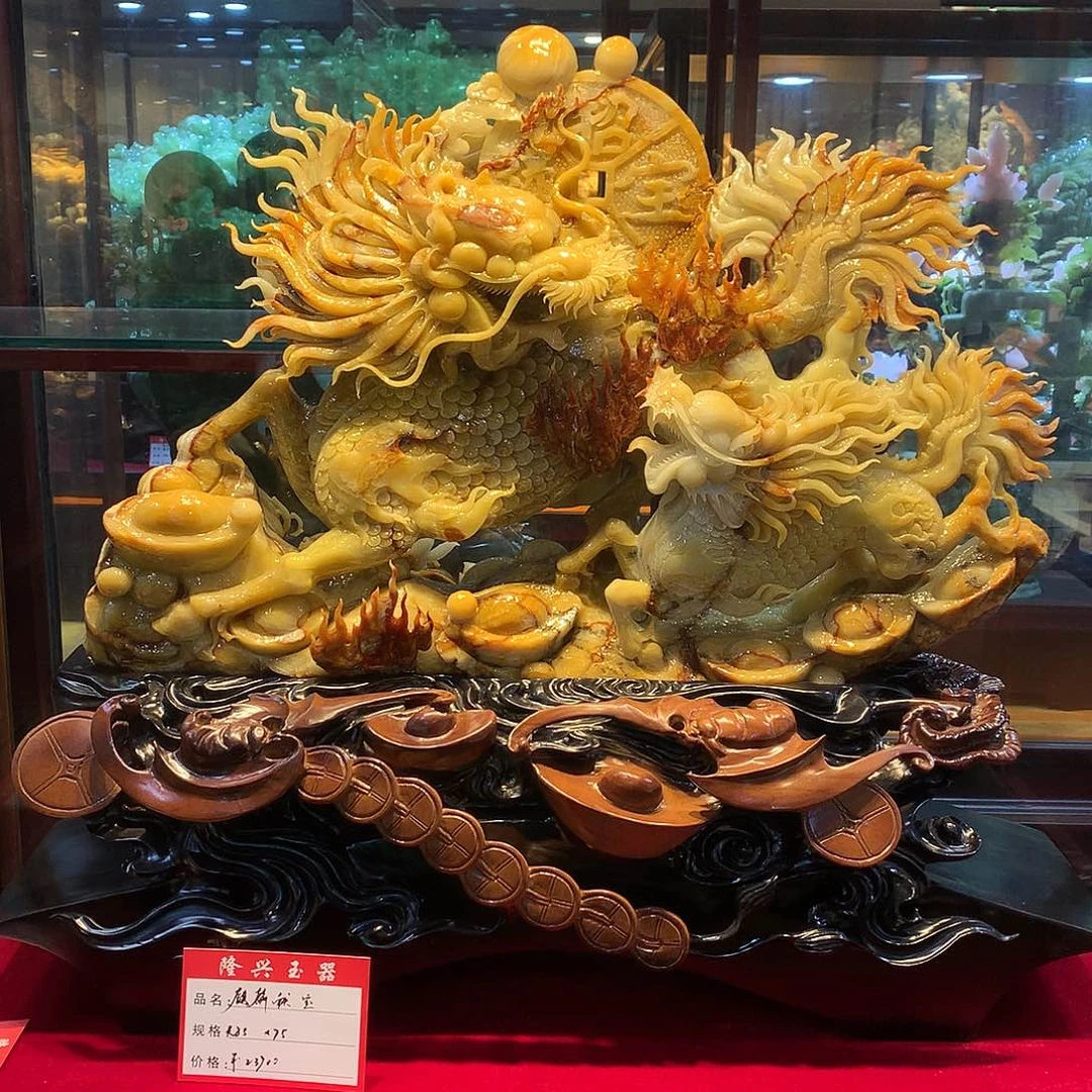 蛇纹石玉未镶嵌摆件