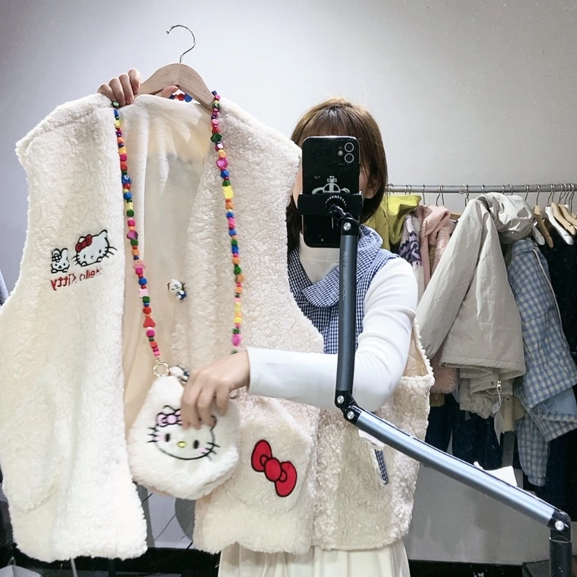 【闪购商品】米白马甲