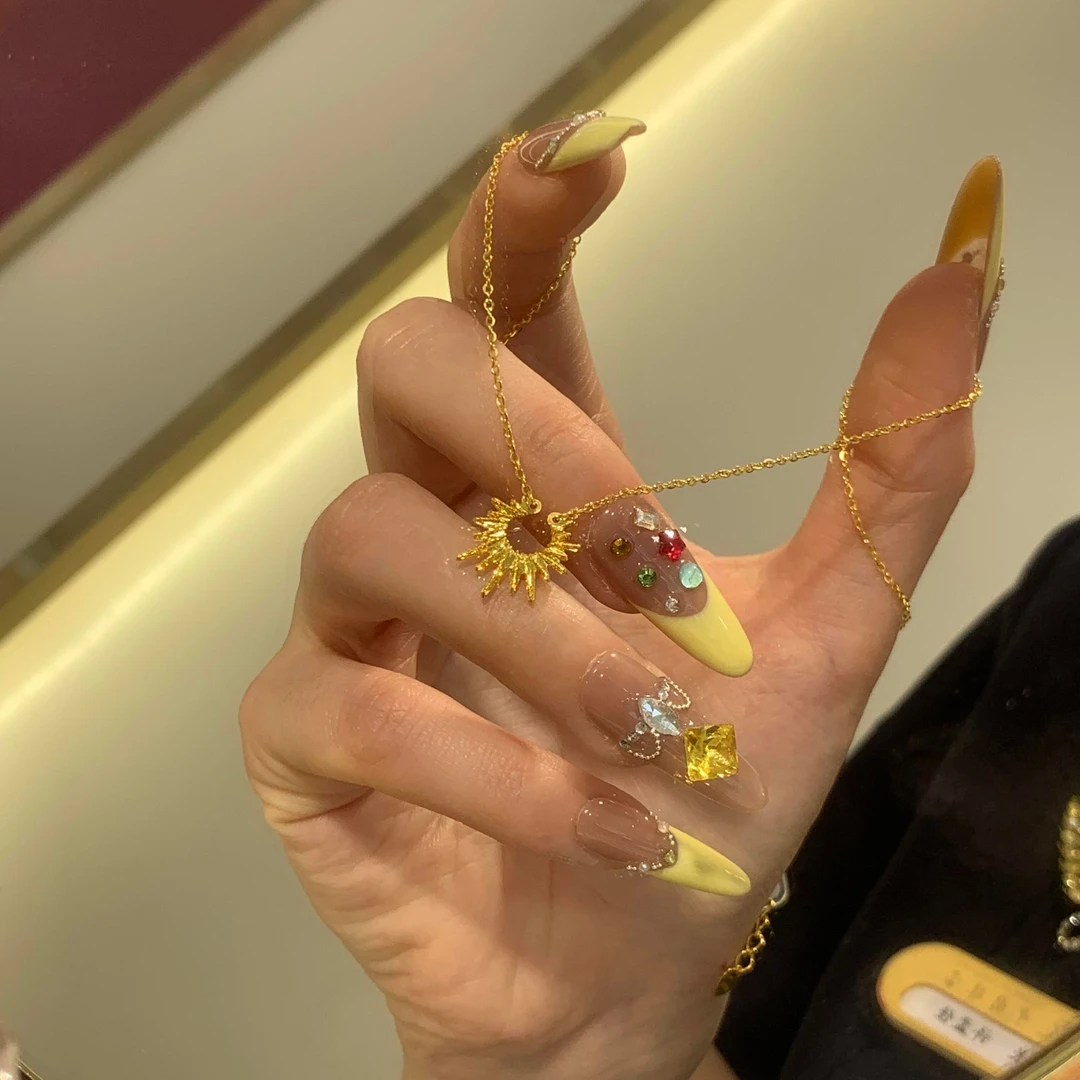 柯柒 钛钢项链 烈日太阳花项链女轻奢小众设计感百搭高级锁骨链