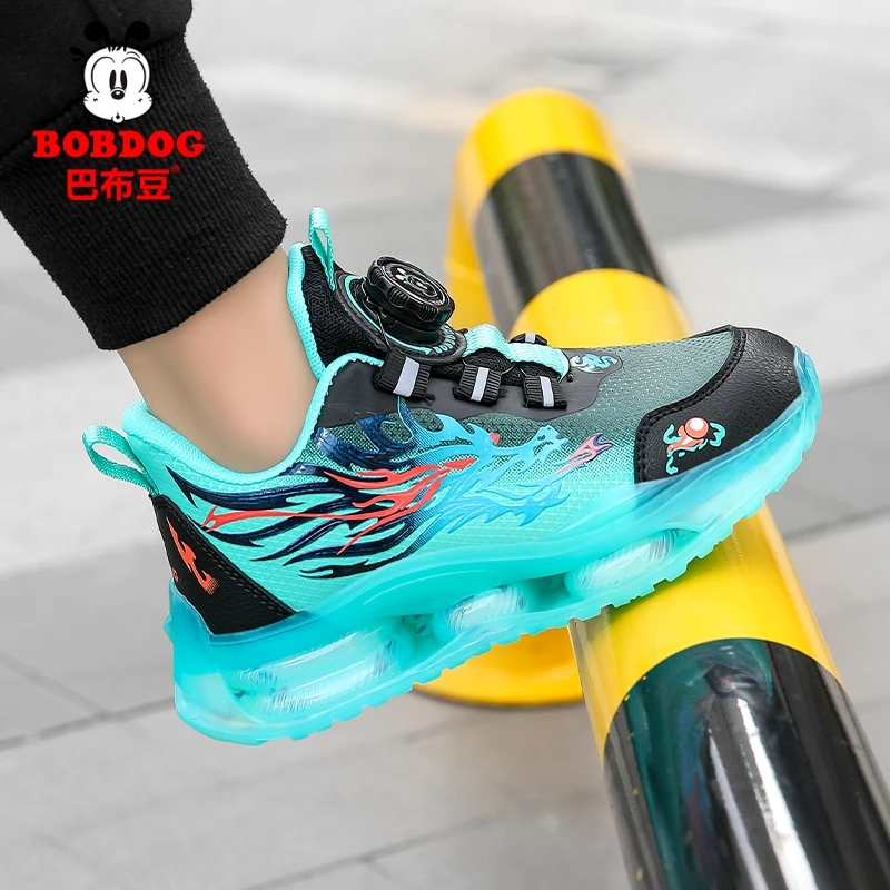 巴布豆童鞋男童运动鞋2025春秋新款皮面软底网面透气休闲儿童鞋子