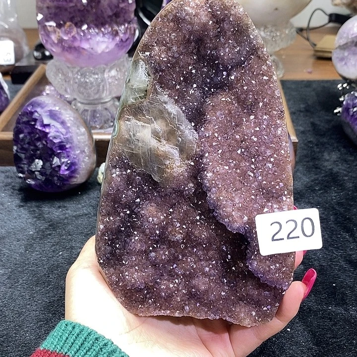 紫晶未镶嵌大型摆件（非配饰）