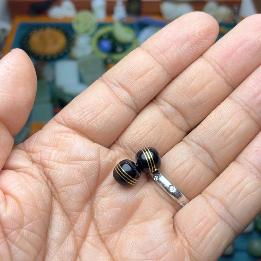 和田玉颈饰未镶嵌西**K