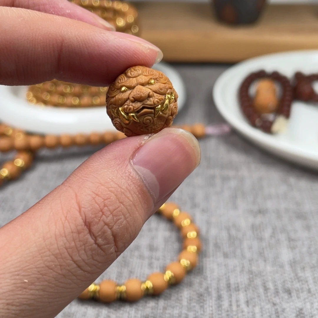 猴头核桃吊坠唐狮24k