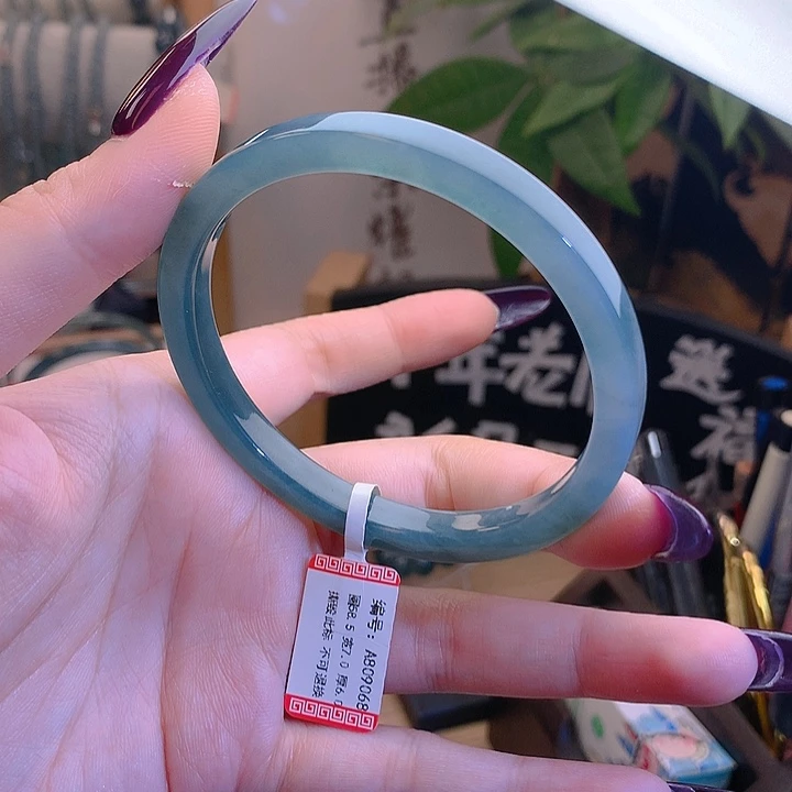 翡翠未镶嵌手镯5859