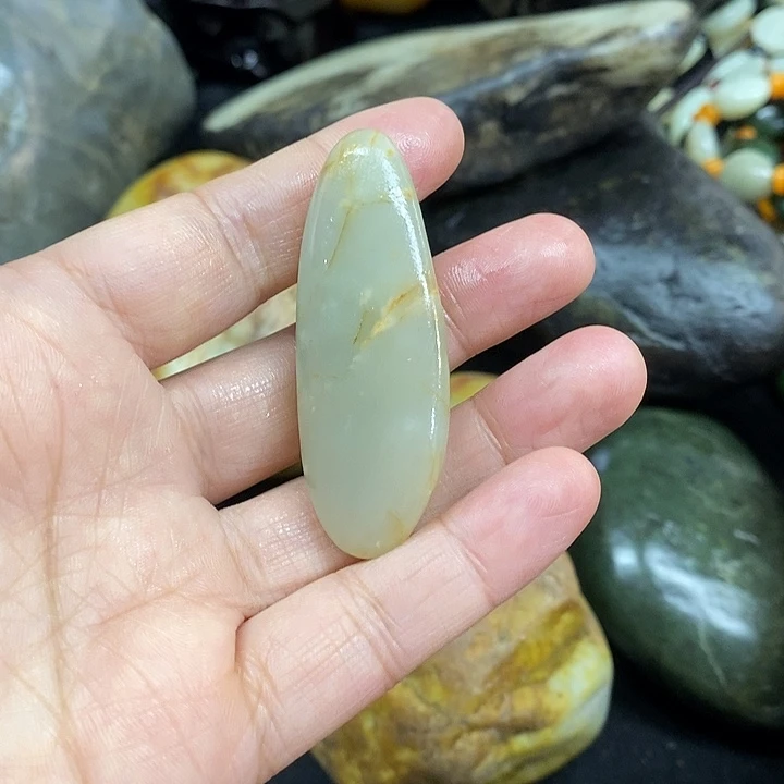 和田玉（糖玉）未镶嵌挂件