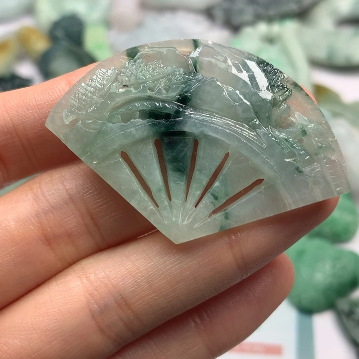 定制翡翠未镶嵌翡翠