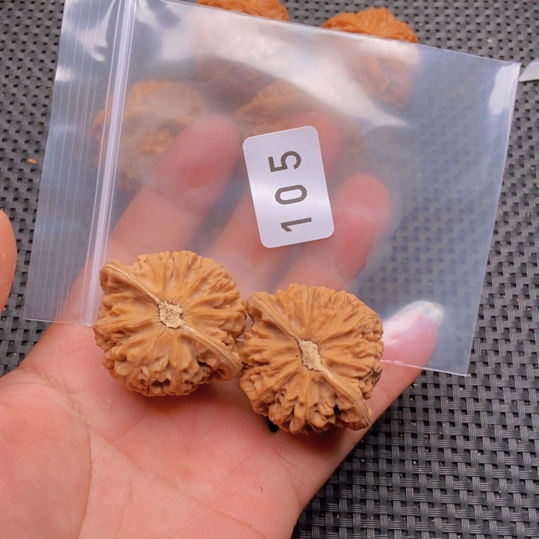 文玩核桃吊坠莜*1051111111