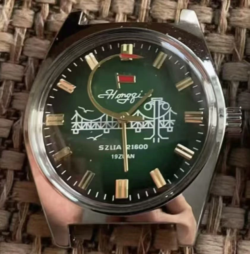 晓亮库存机械腕表（以直播间展示为准）