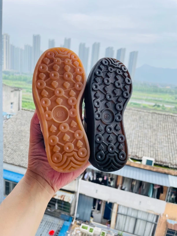 【400-599】孤品童鞋