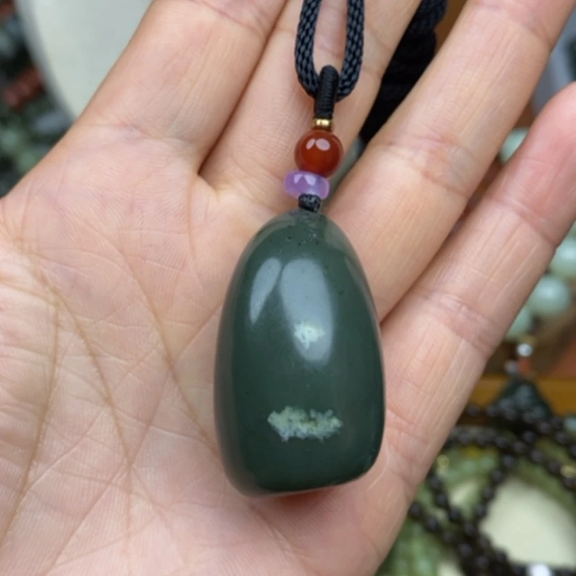 【闪购商品】未镶嵌岫岩老玉（透闪石质玉）挂件