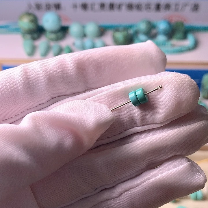 绿松石未镶嵌挂件