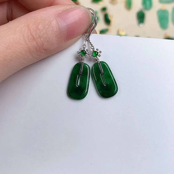 颈饰18K金镶嵌翡翠864368999