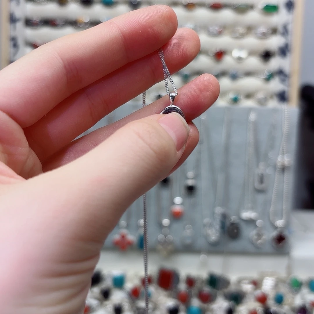 无925银925一面海兰项链