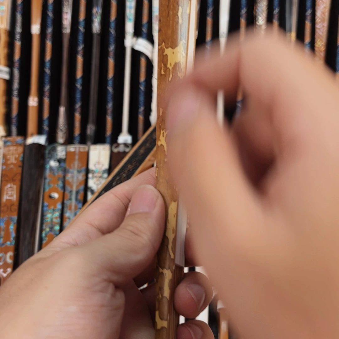 用***6扇子纯手工制作工艺精湛