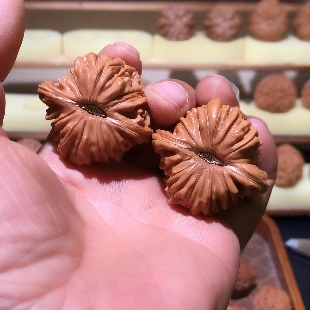 文玩核桃全品菊花楼