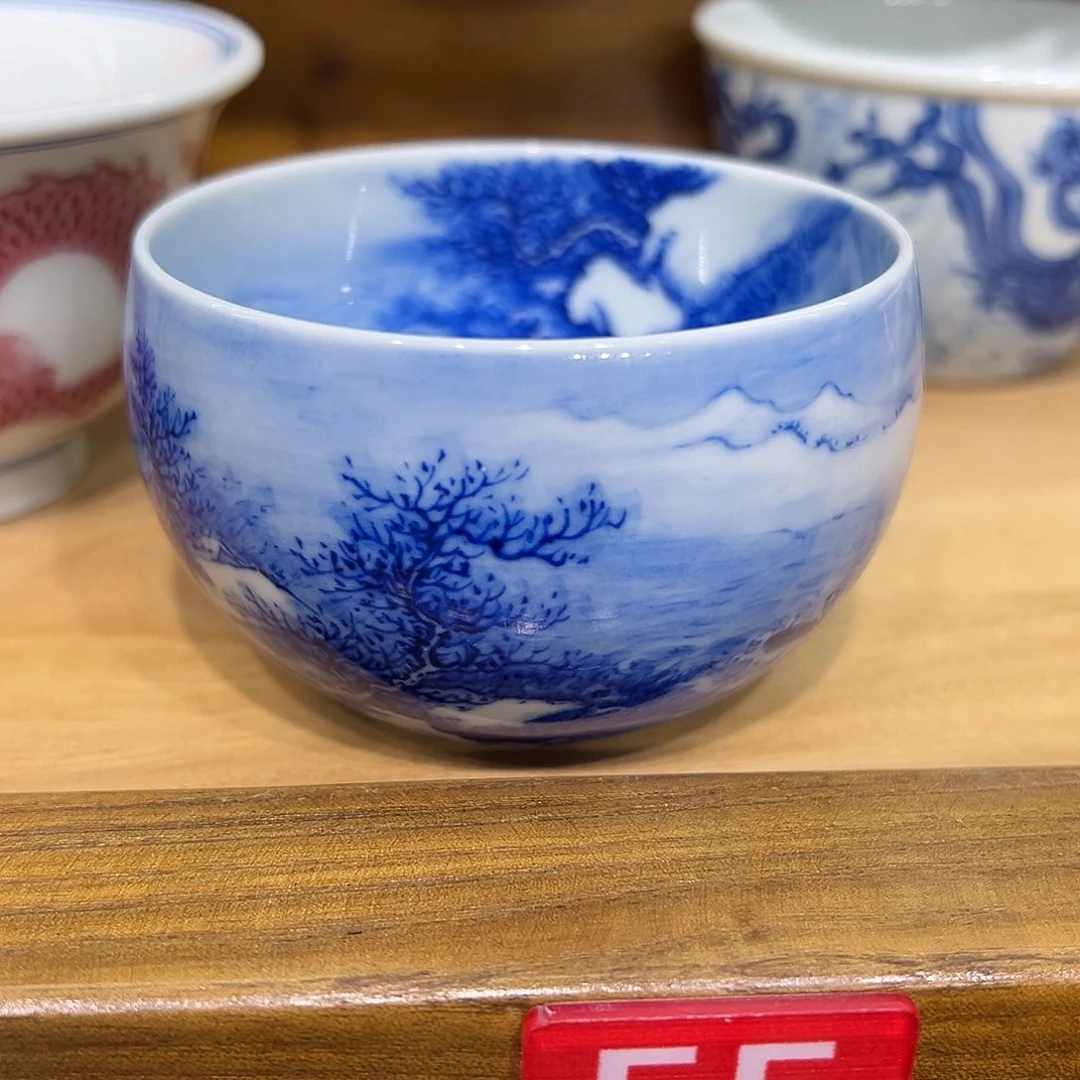 Z***逝青花手工寒江捕鱼品茗杯