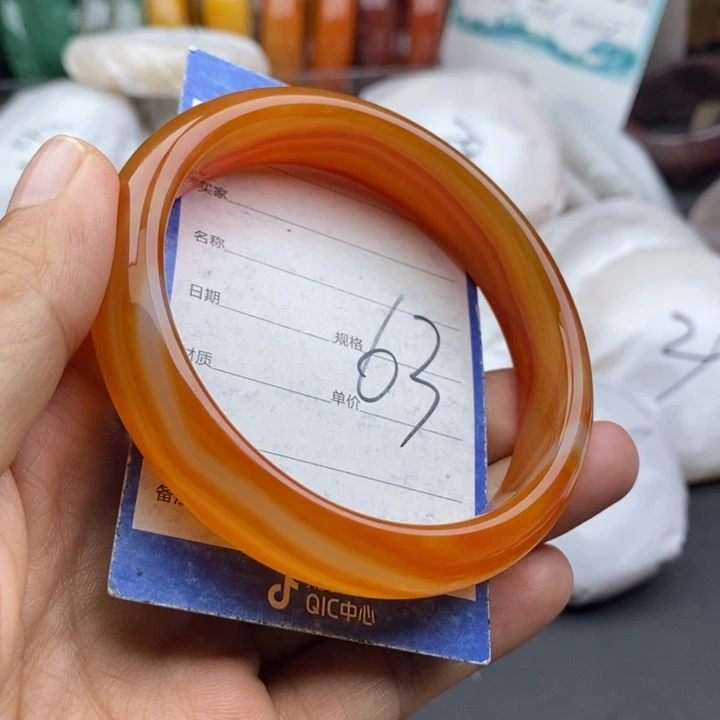 石英质玉未镶嵌手镯