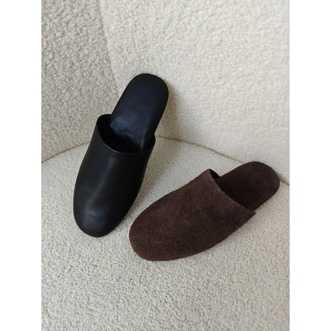 老王甄选 秋季新款 日常简约休闲款纯色平底女士包头博肯半拖