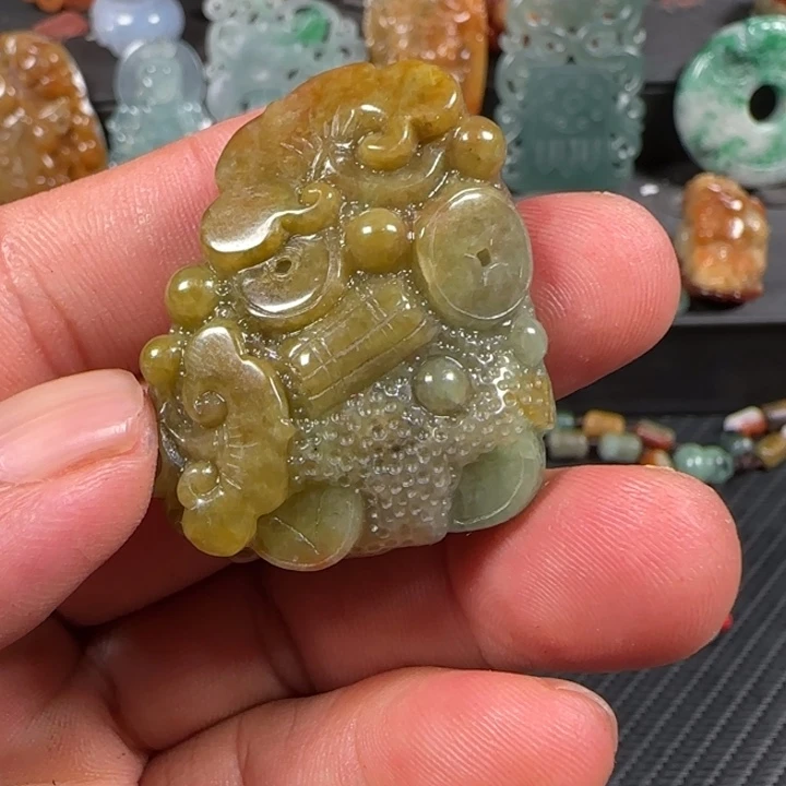 定制翡翠未镶嵌翡翠