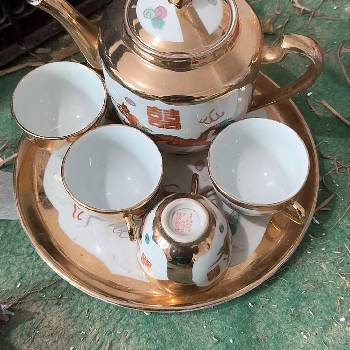 摆件A****球景德镇陶瓷艺术家协会