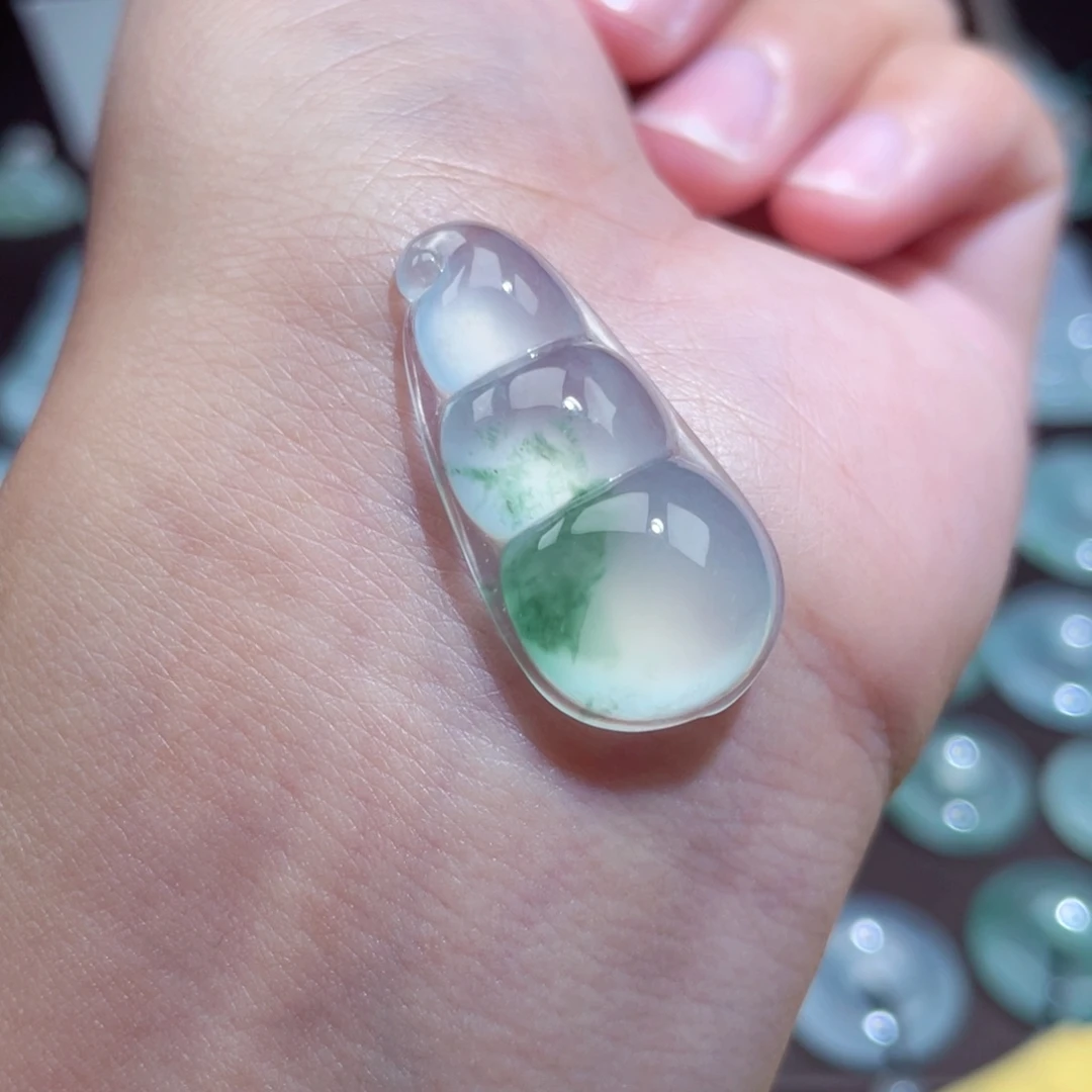 颈饰未镶嵌翡翠福豆