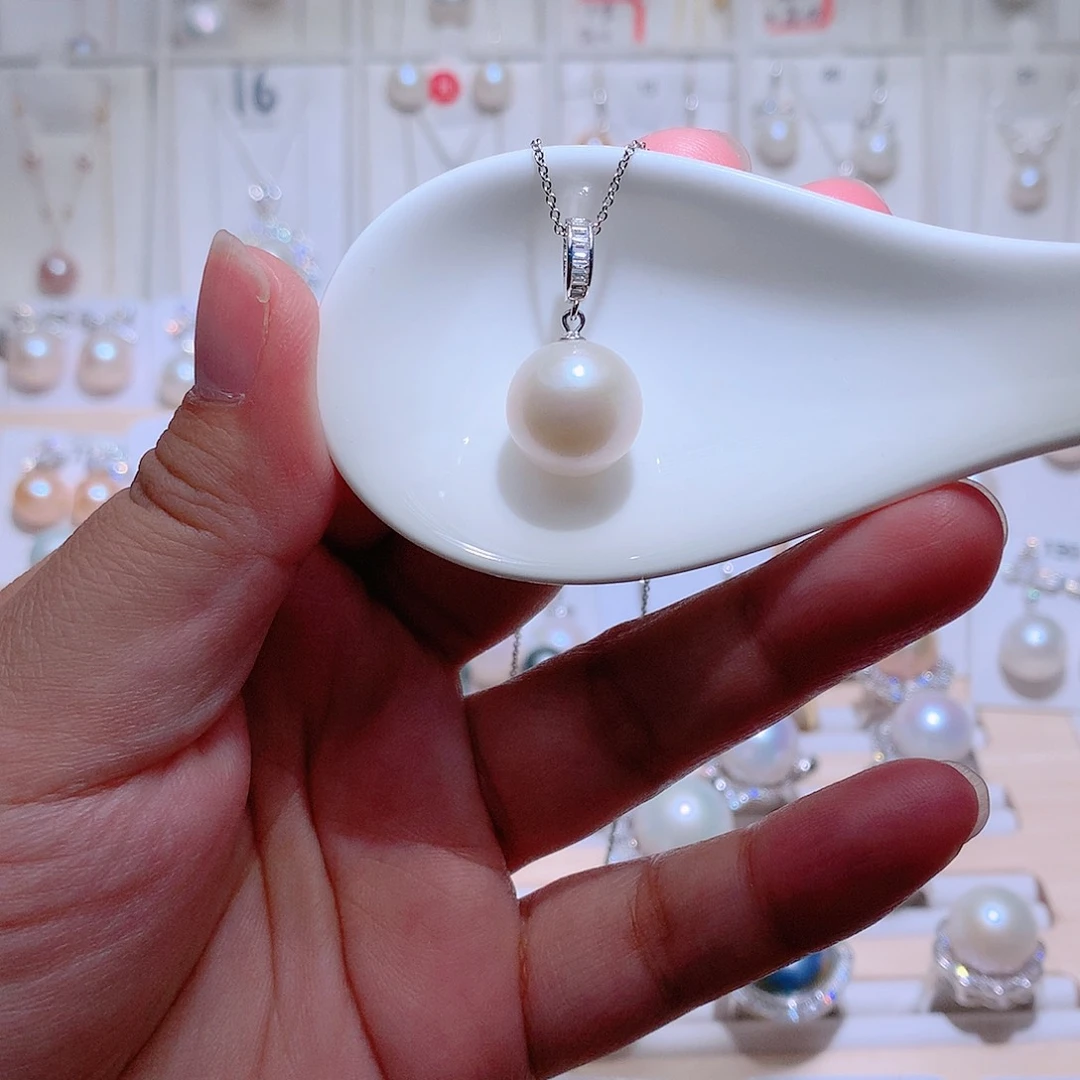 吊坠(赠链)淡水珍珠银S925镶嵌CC13.5mm