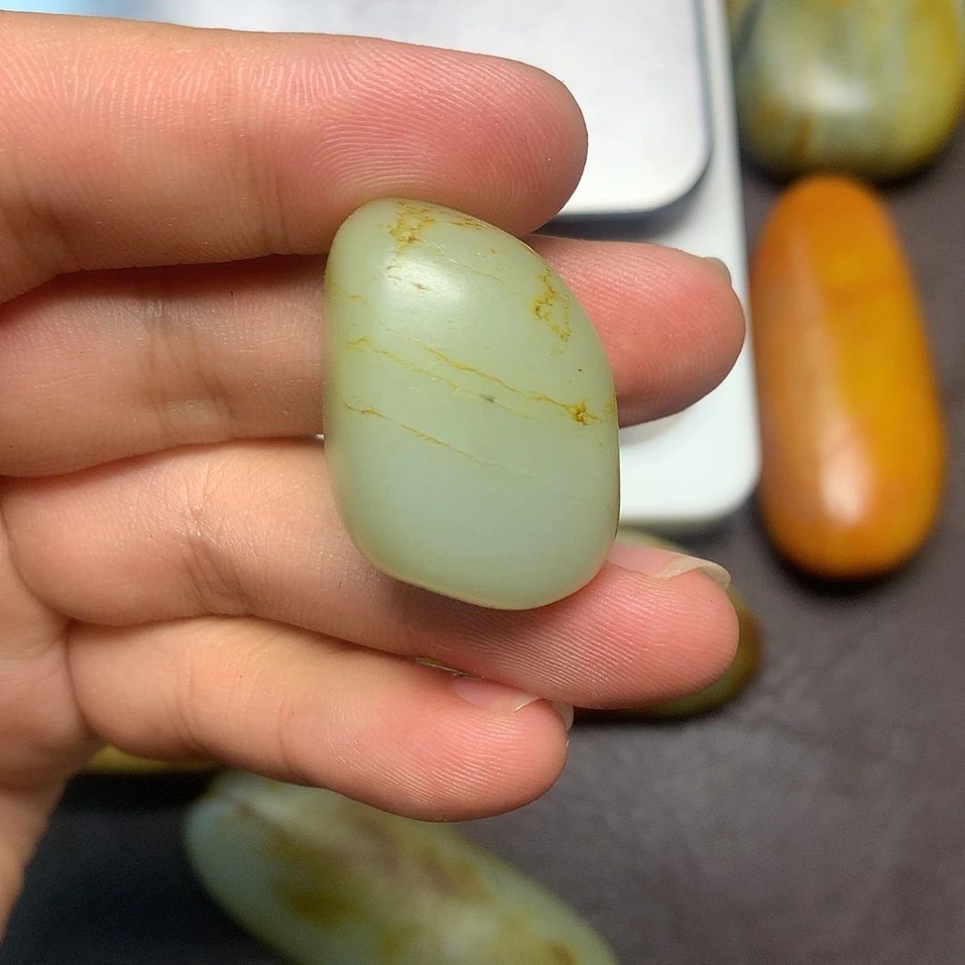 和田玉（糖玉）未镶嵌挂件