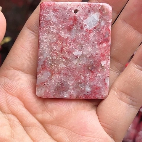 【闪购商品】天然辰砂天然原矿朱砂吊坠