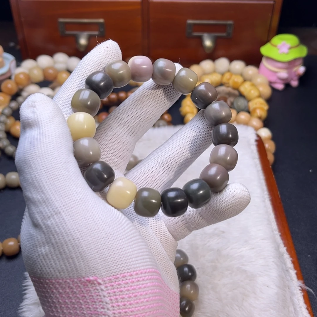 菩提根/象牙果手串630