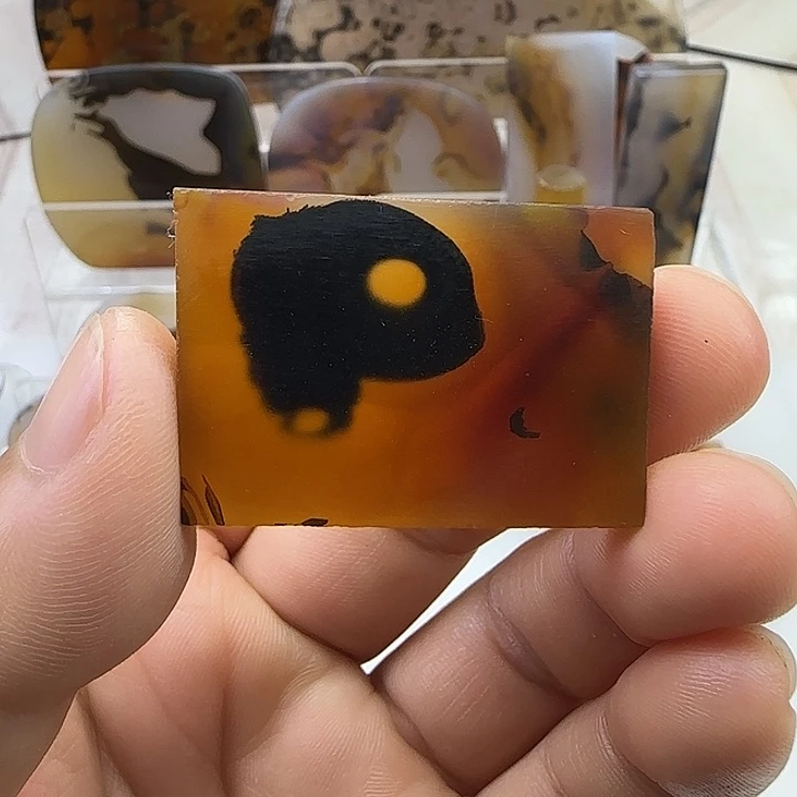 未镶嵌颈饰玛瑙/玉髓