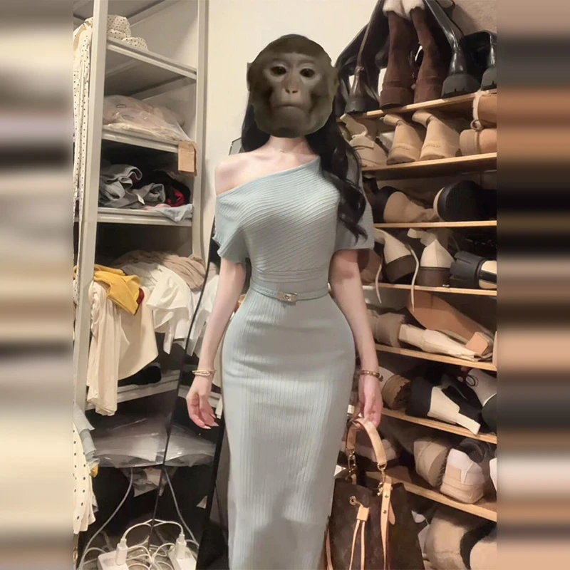 斜肩一字肩针织连衣裙子女夏季2025新款气质收腰修身包臀长裙3467