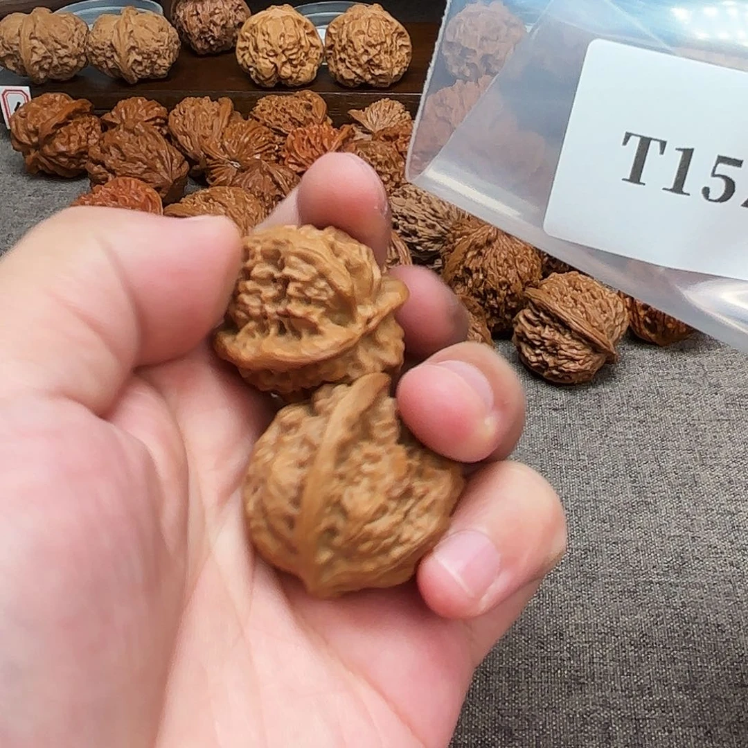 文玩核桃吊坠T157