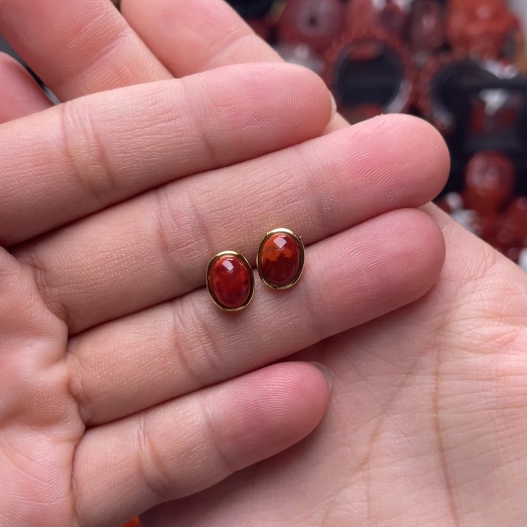 【闪购商品】银S925镶嵌小蛋面耳钉开播福利南红玛瑙