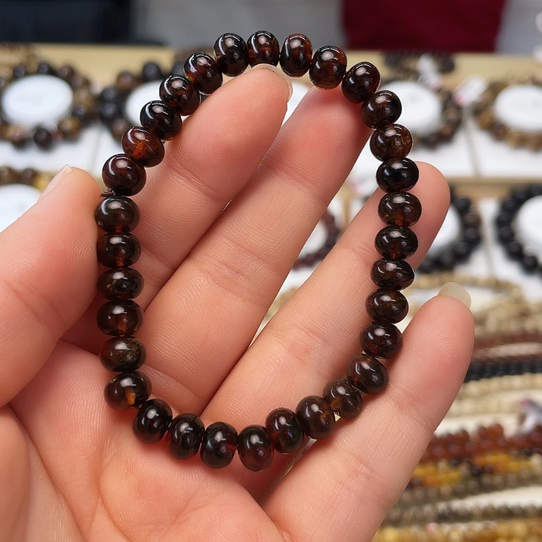 琥珀未镶嵌裸石七