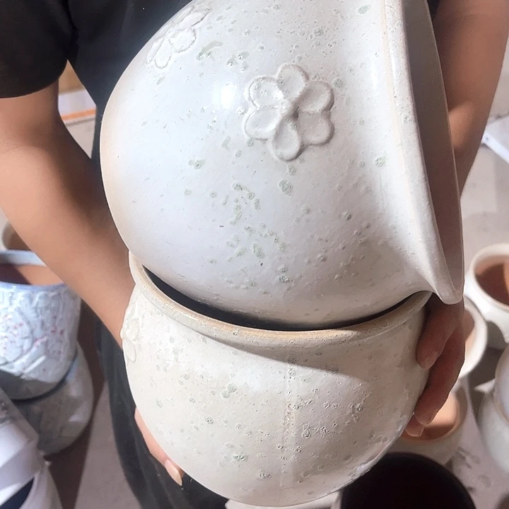 紫砂花盆口径20高度18两只正品