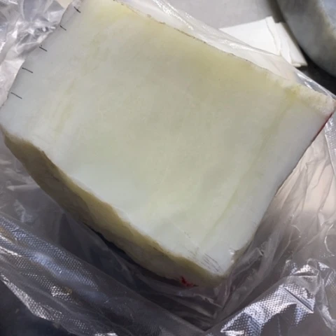 透闪石质玉未镶嵌挂件我**南