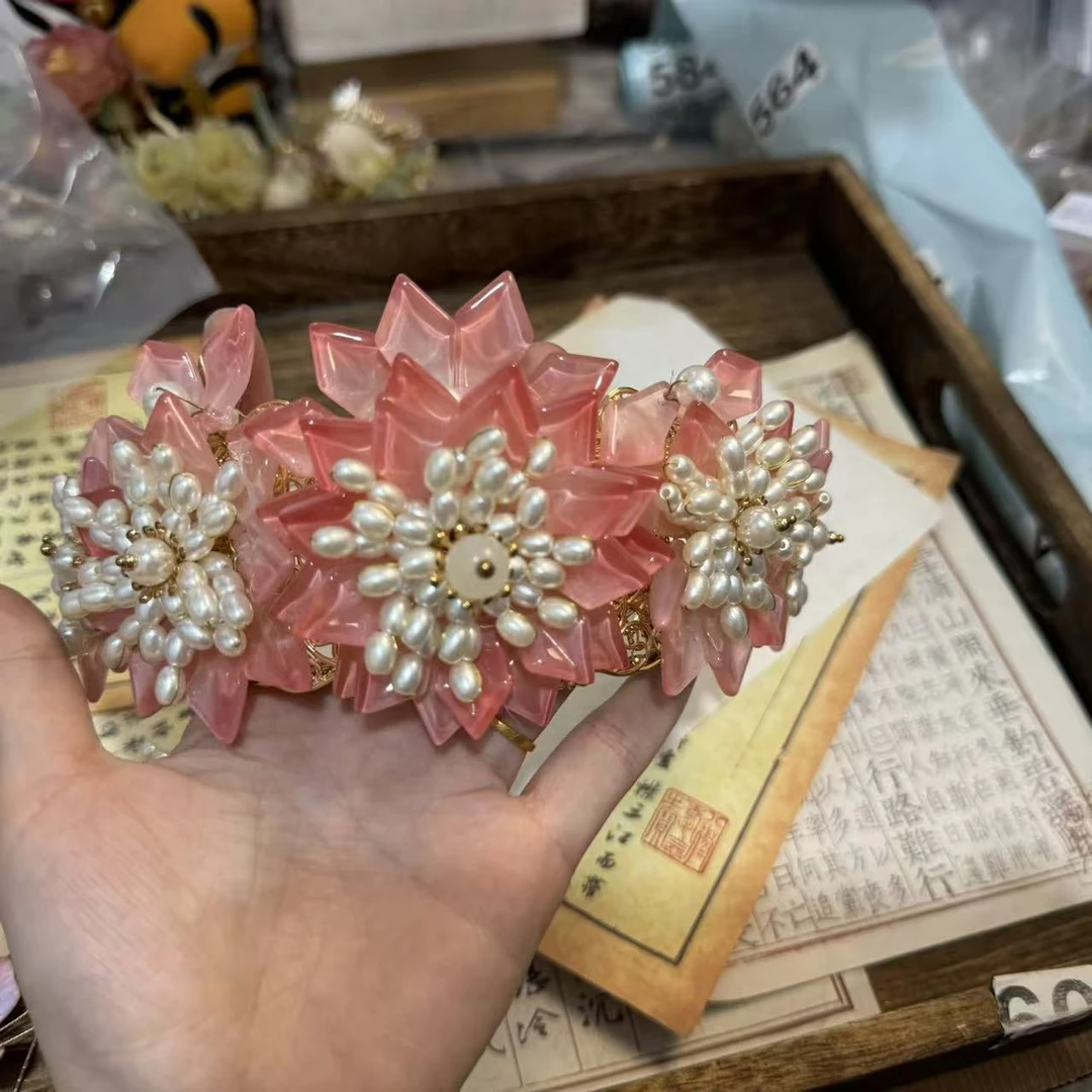 琉璃玉兰冠粉色。前尘梦古风汉服配饰