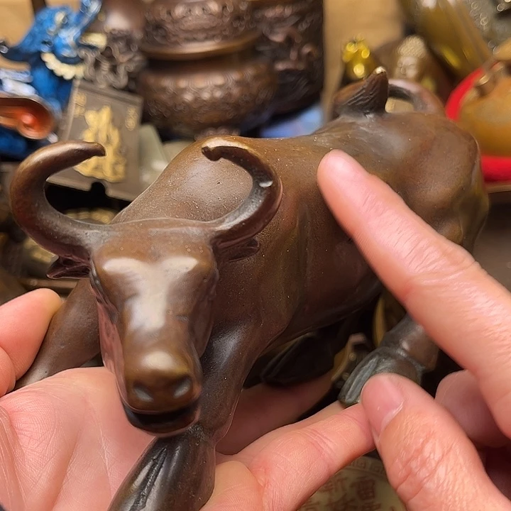 精美铜器批发档口