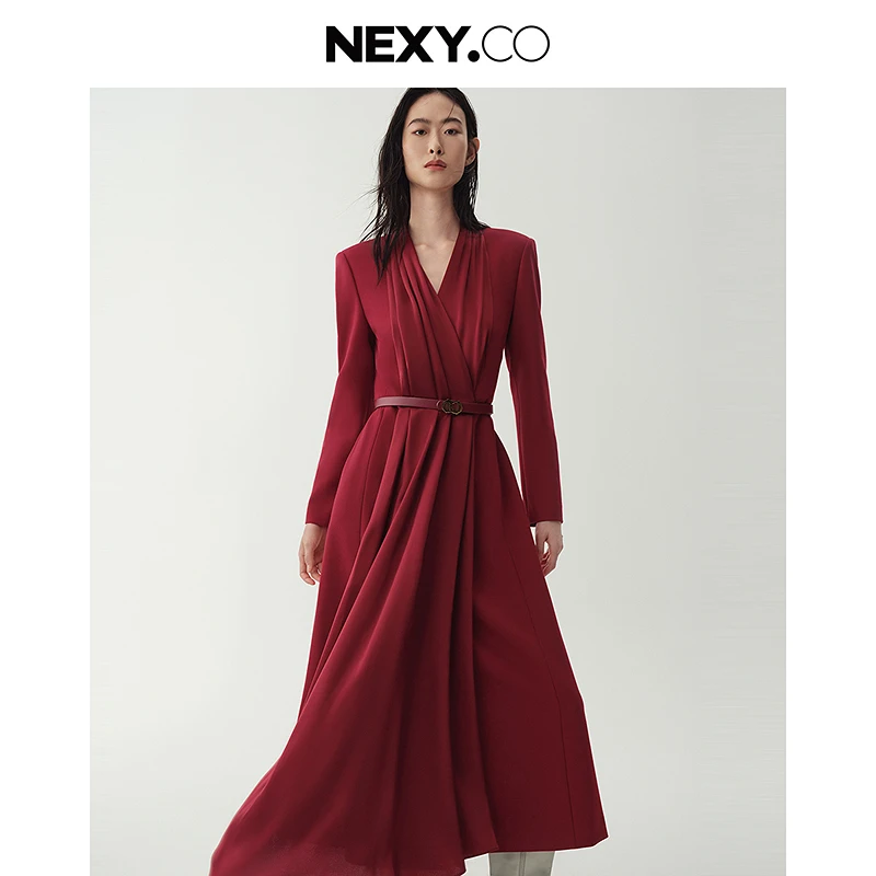 NEXY.CO/奈蔻气质优雅显瘦收腰长裙秋冬连衣裙XF06277A5