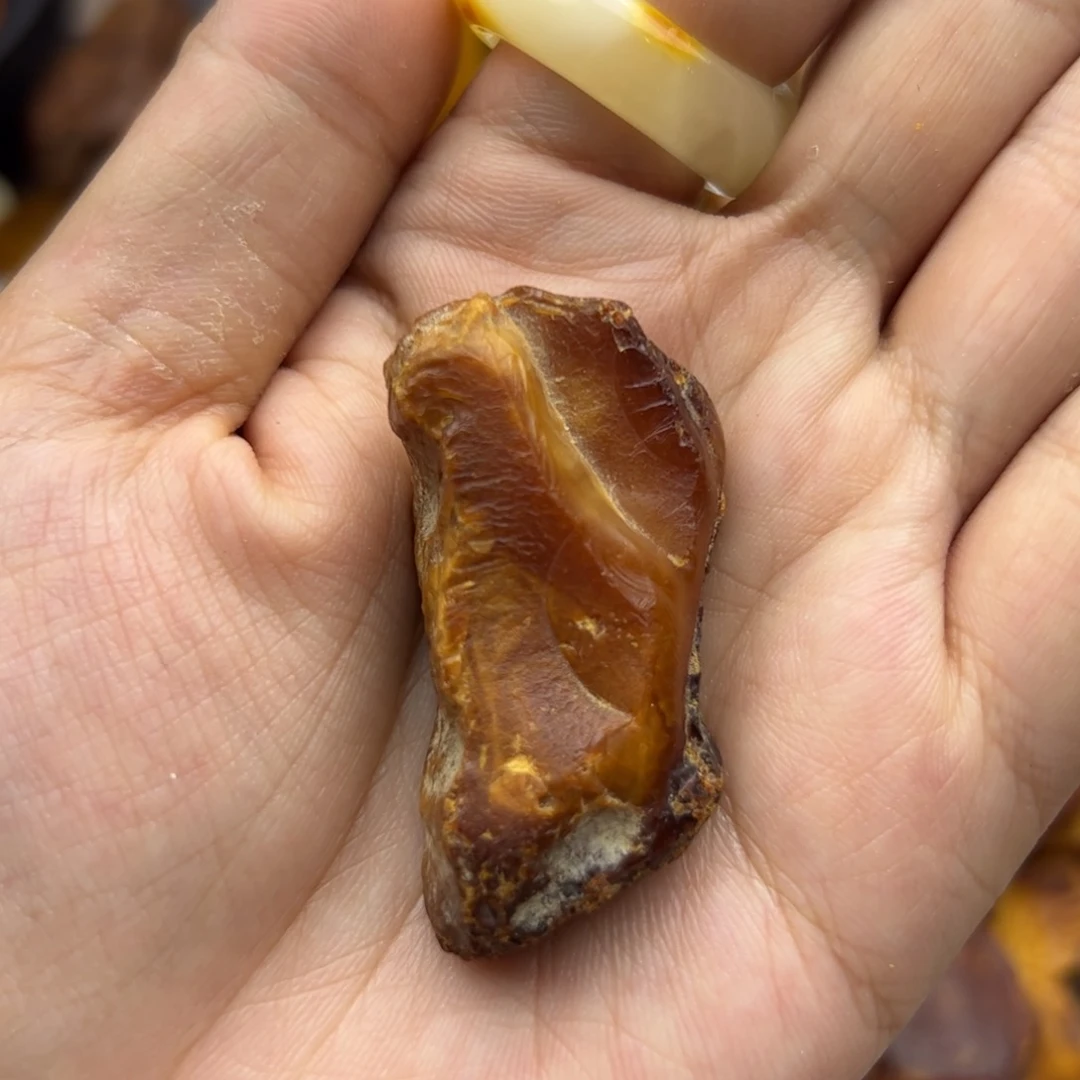 未镶嵌琥珀耳饰k***k陈