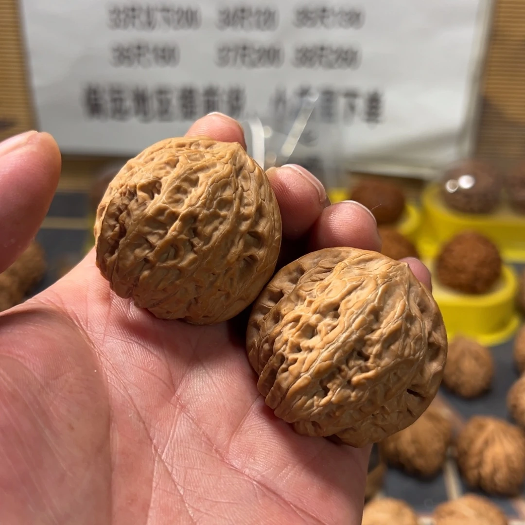 疯***牛吊坠文玩核桃铁锤