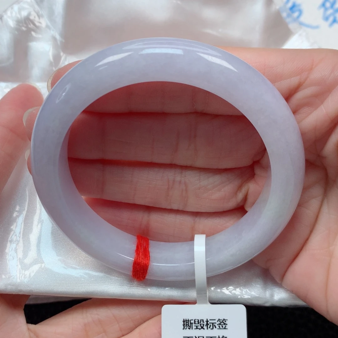 翡翠手镯未镶嵌55.6圈 粉紫底