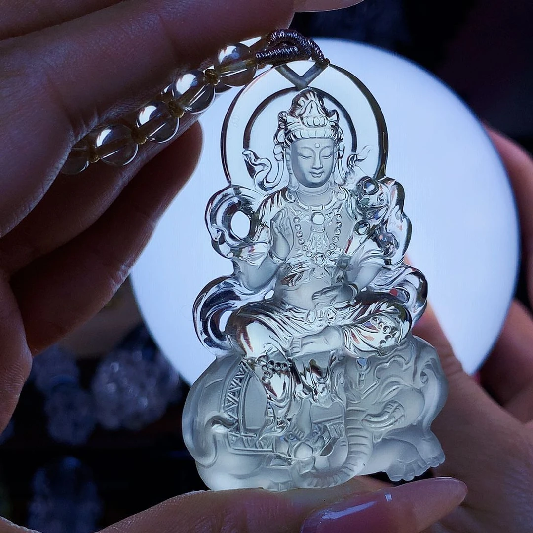 水晶颈饰未镶嵌M***o，