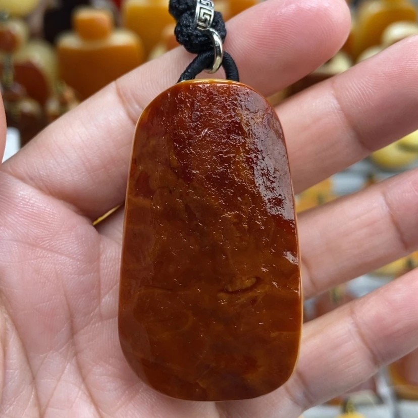 【闪购商品】琥珀颈饰未镶嵌
