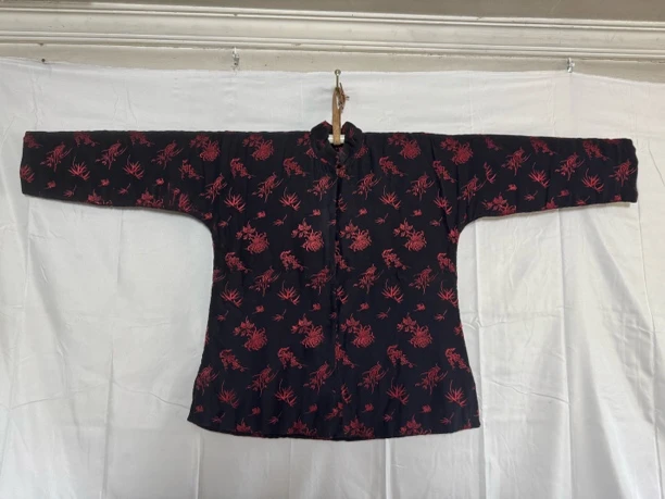 中式大码纯手工薄棉袄，一片式不破缝裁剪方式保暖上衣红色