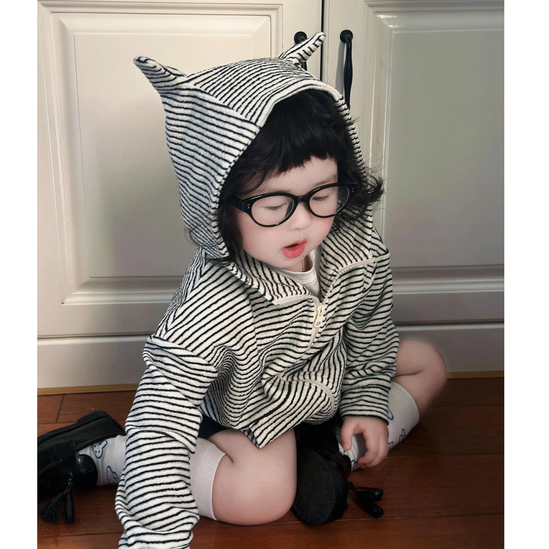 壹妈童装女童2025秋装新款套装洋气时髦女宝拉链条纹卫衣开衫短裤