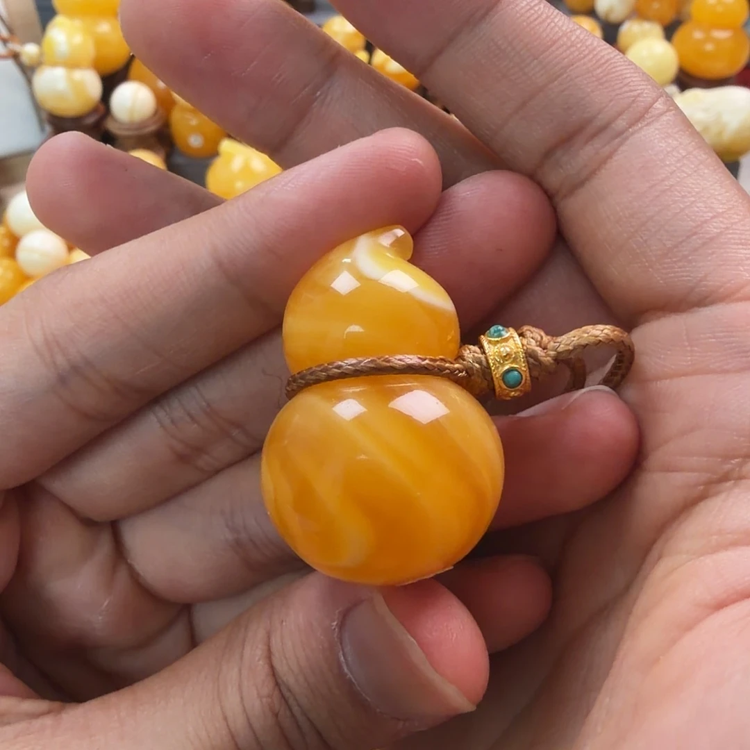 琥珀未镶嵌珠宝奇石11g