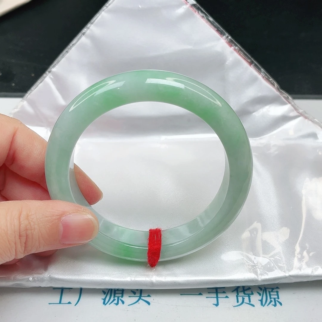 未镶嵌手镯翡翠56